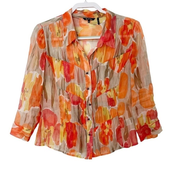 Nic + Zoe Button Down Shirt - Picture 1 of 6